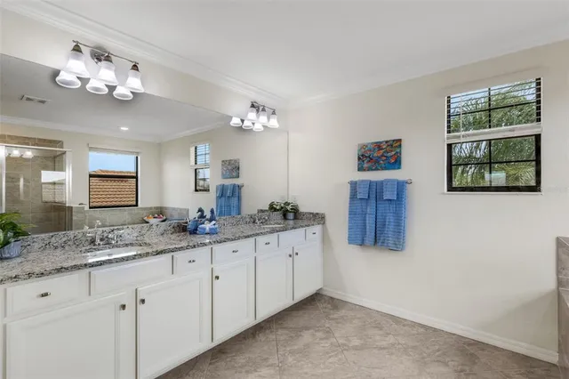 $525,000 | 19353 Cruise Drive, Venice, FL 34292