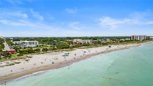 $525,000 | 19353 Cruise Drive, Venice, FL 34292