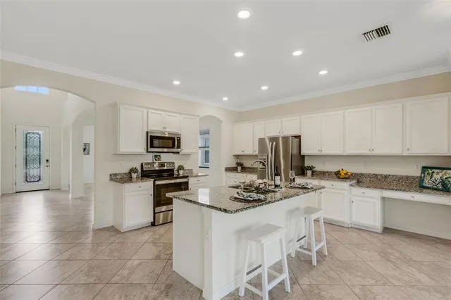 $525,000 | 19353 Cruise Drive, Venice, FL 34292