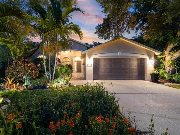$819,950 | 2033 Long Branch Lane, Clearwater, FL 33760