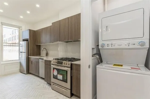 $3,300 | 275 Ogden Avenue, Unit 2, Jersey City, NJ 07307