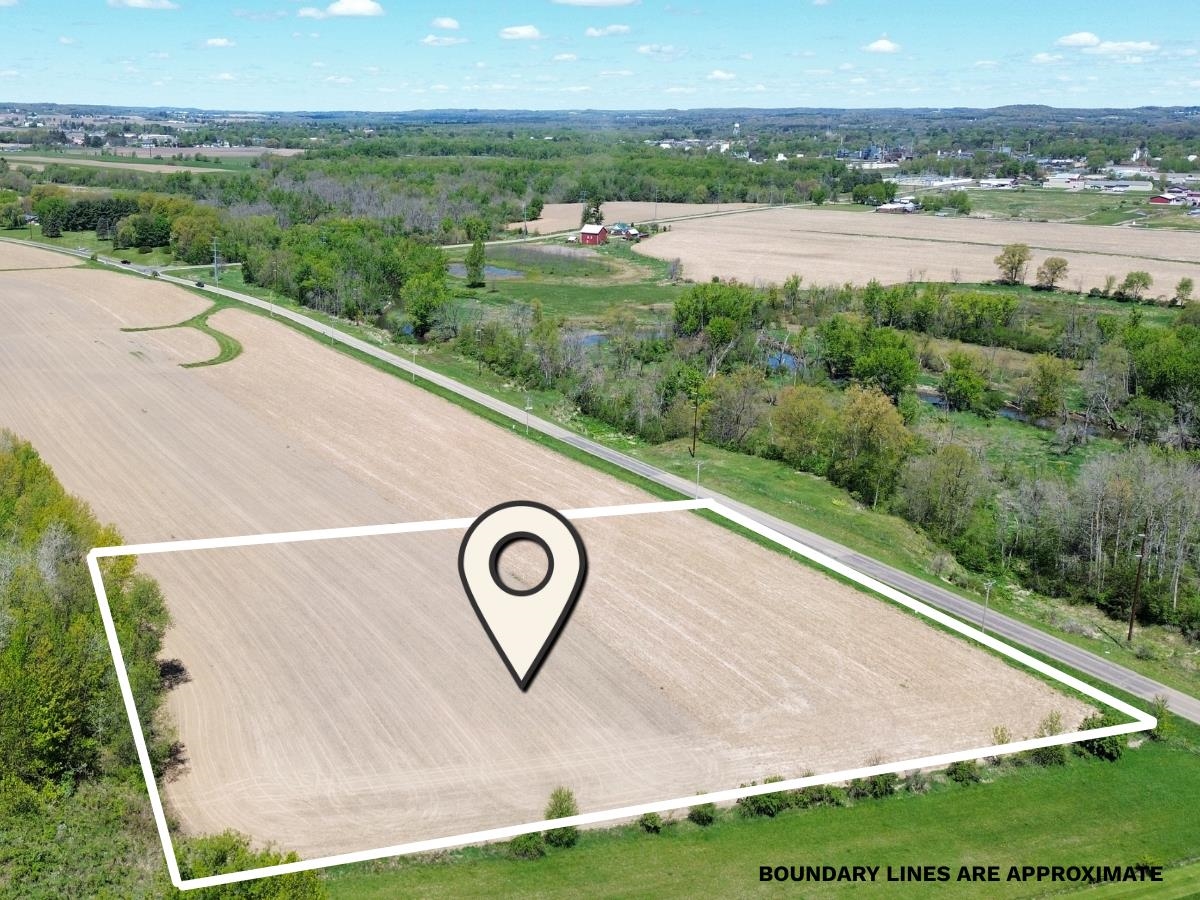 2.33-ac Ski Hill Road Reedsburg, WI 53959 - Photo 2 of 12
