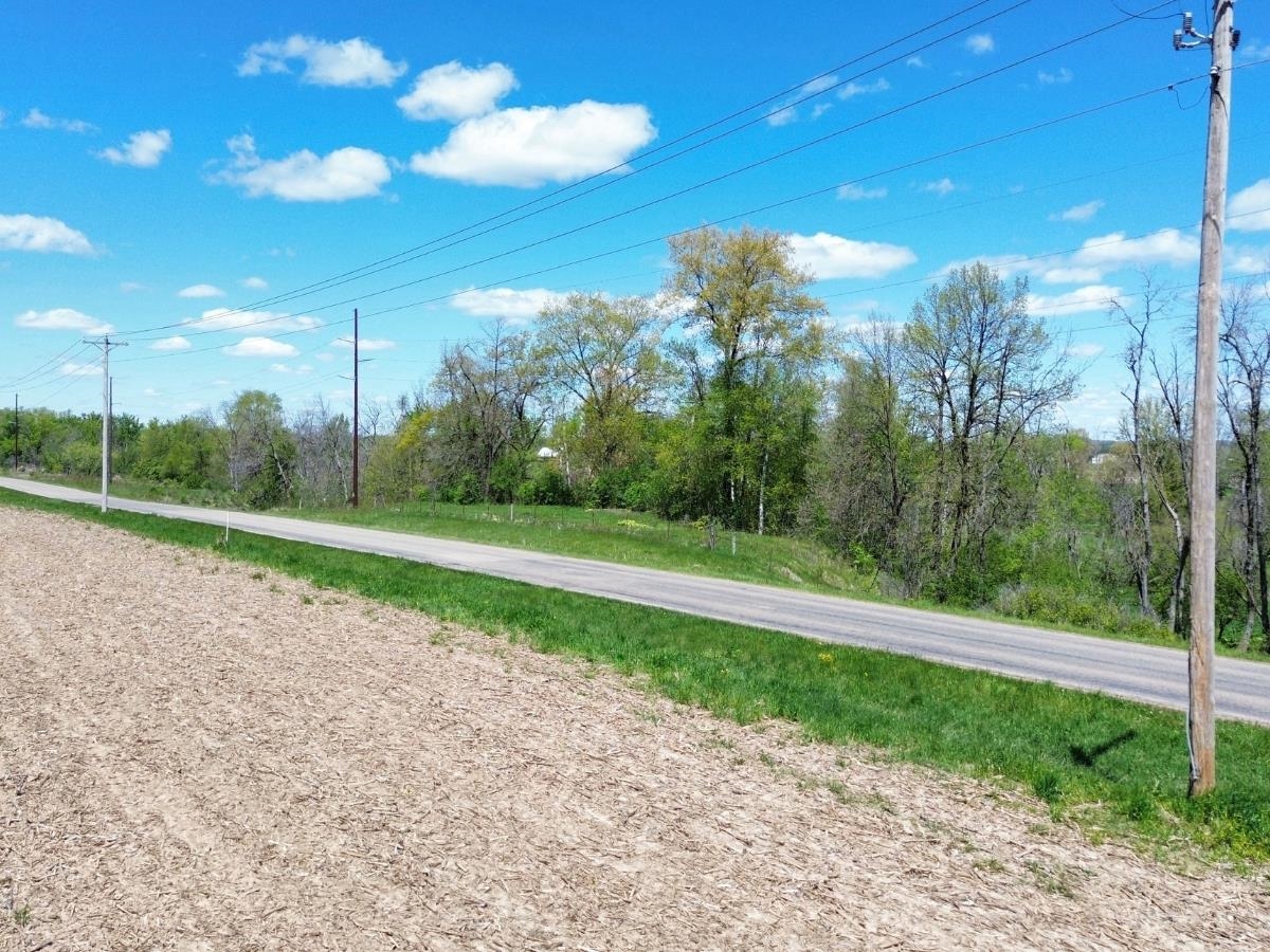 2.33-ac Ski Hill Road Reedsburg, WI 53959 - Photo 5 of 12