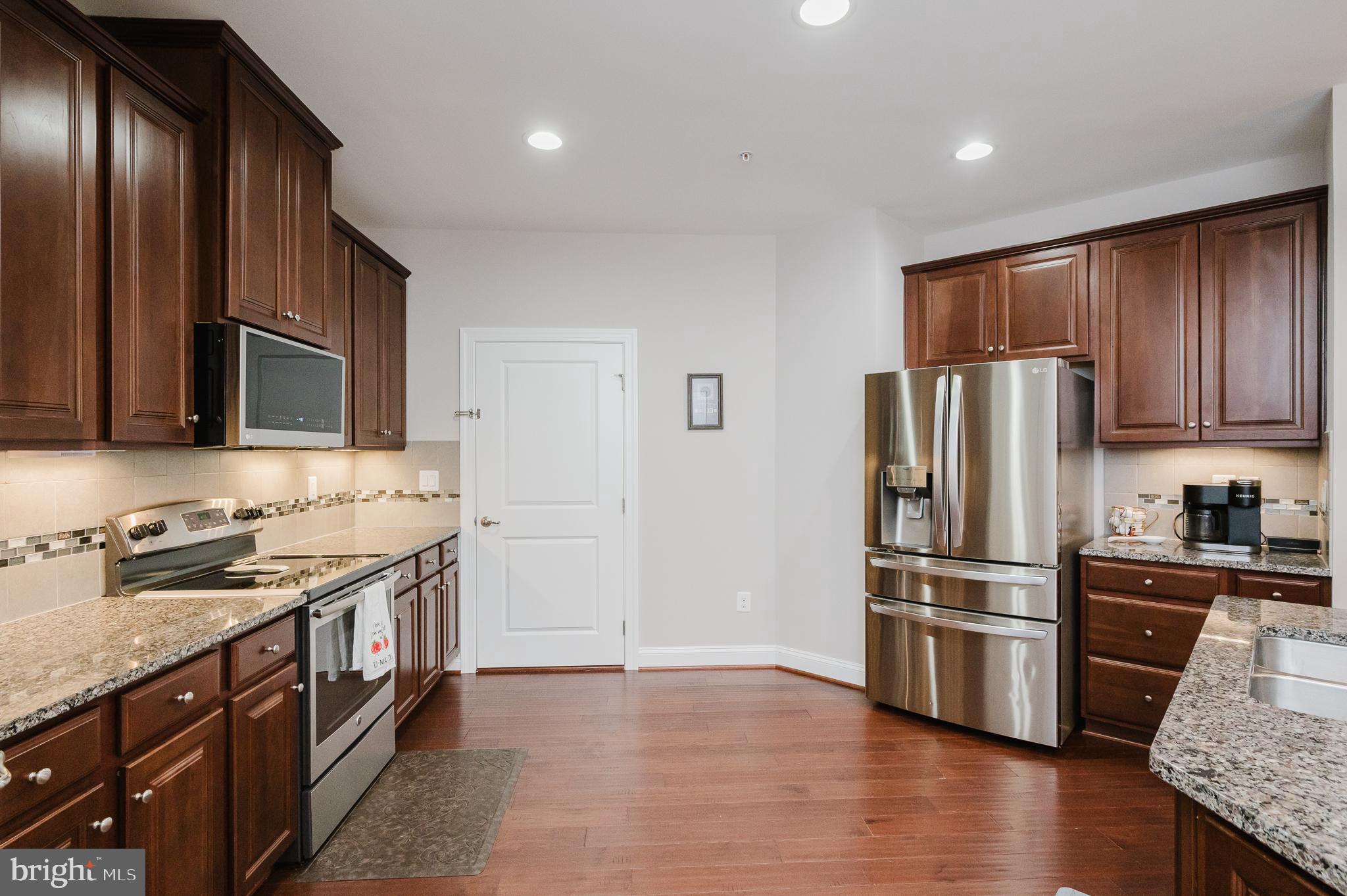 355 Tufton Circle Fallston, MD 21047 - Photo 8 of 72