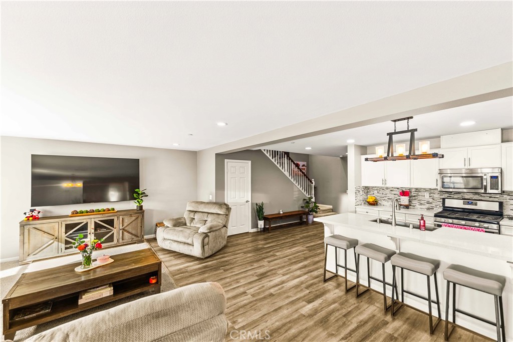 20407 Lyon Road Riverside, CA 92507 - Photo 13 of 46