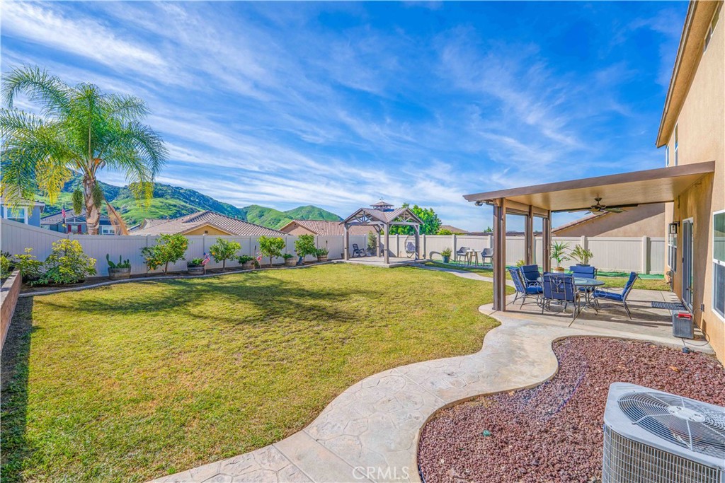 20407 Lyon Road Riverside, CA 92507 - Photo 6 of 46