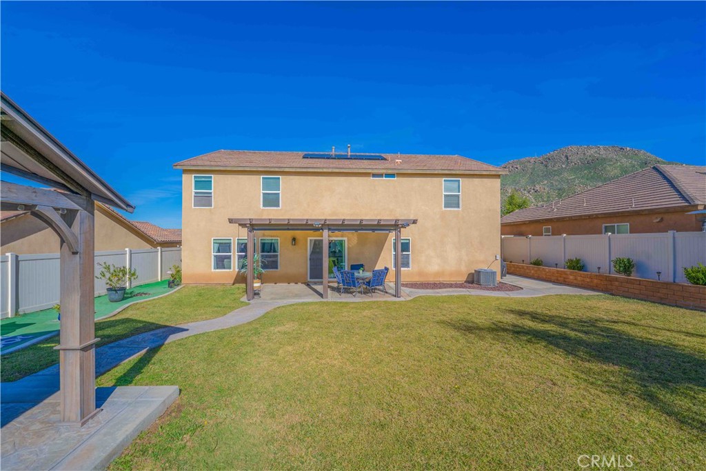 20407 Lyon Road Riverside, CA 92507 - Photo 8 of 46