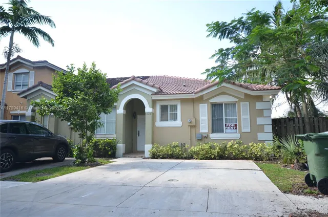 $345,000 | 1616 Southwest 2nd Street, Unit 1616, Homestead, FL 33030