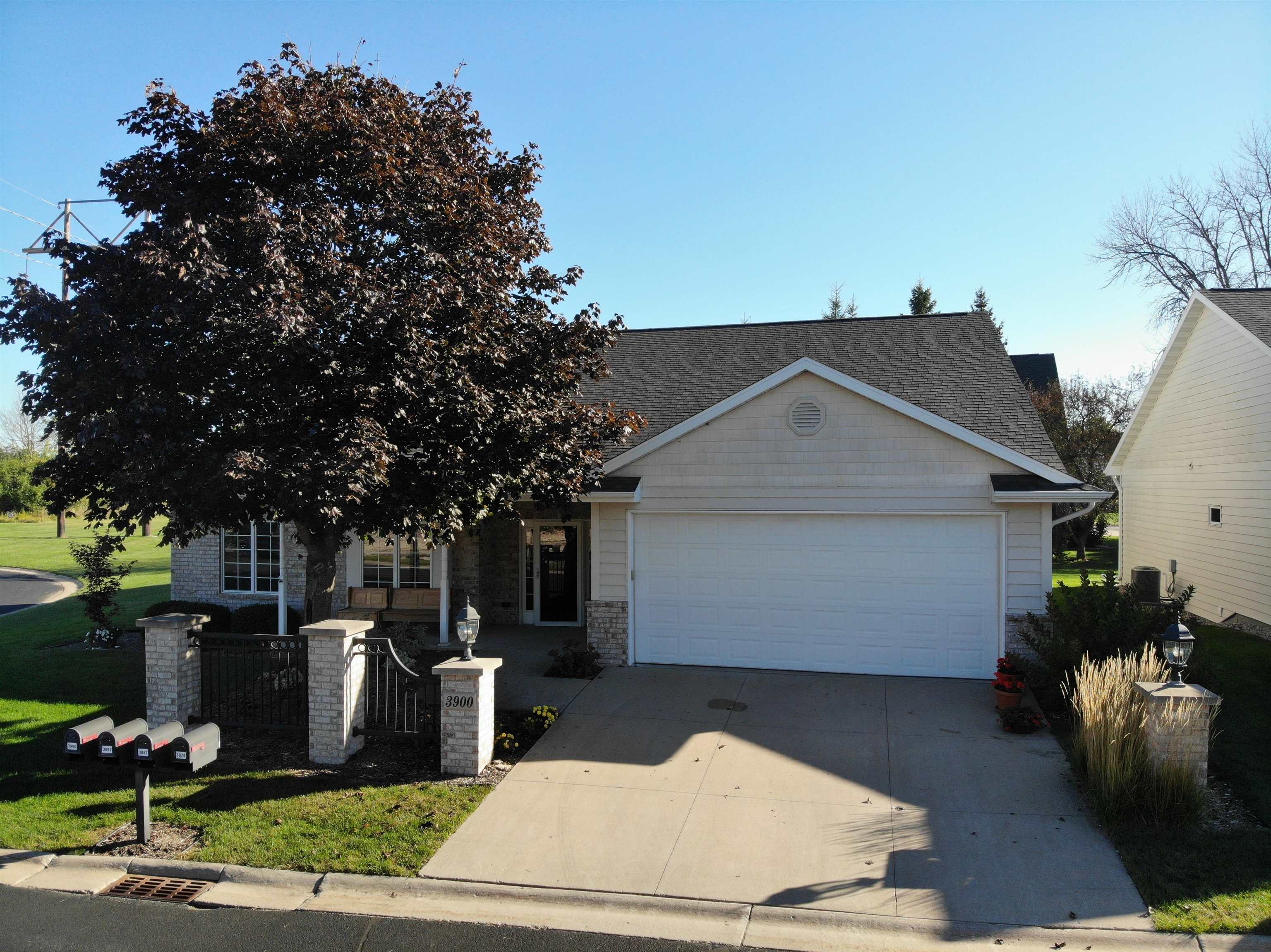 3900 North Wayside Lane Appleton, WI 54913 - Photo 1 of 1