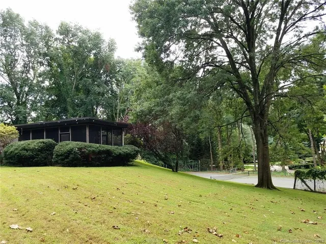 $3,000 | 6 Summer Hill Road, Westport, CT 06880