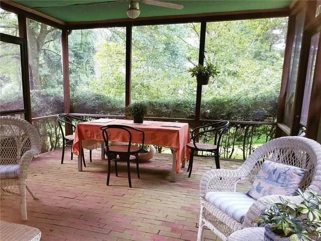 $3,000 | 6 Summer Hill Road, Westport, CT 06880