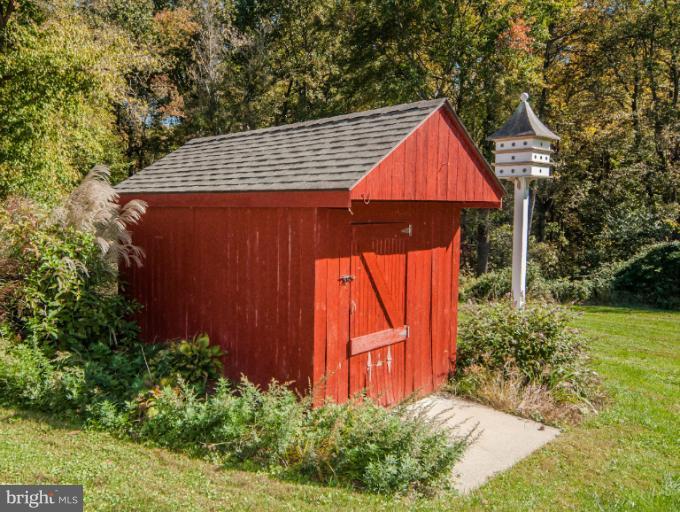 5131 Green Bridge Road Dayton, MD 21036 - Photo 25 of 26 Garden Shed