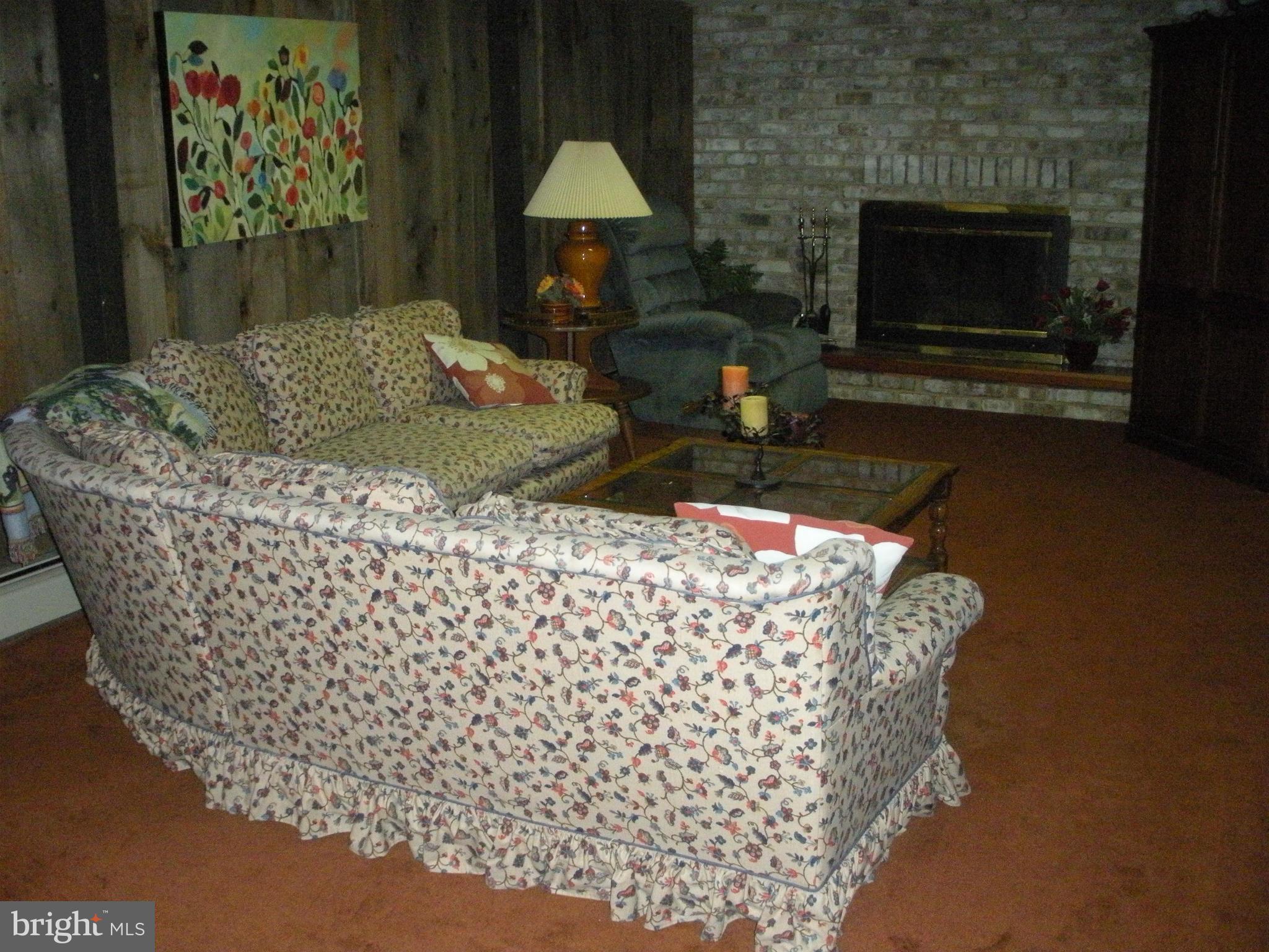 12309 Gramlich Road Southwest La Vale, MD 21502 - Photo 17 of 30 a living room with furniture