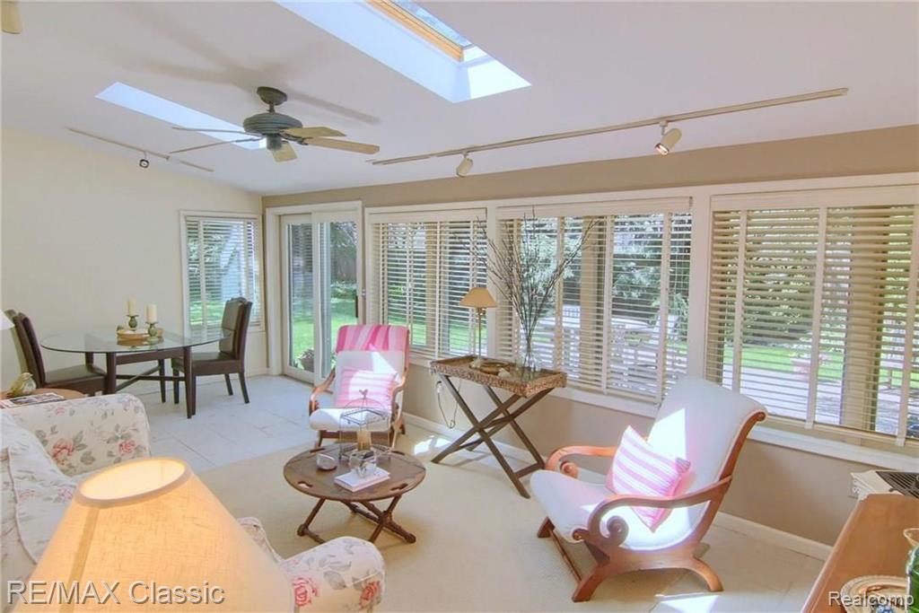 6044 Worlington Road Bloomfield Hills, MI 48301 - Photo 15 of 34