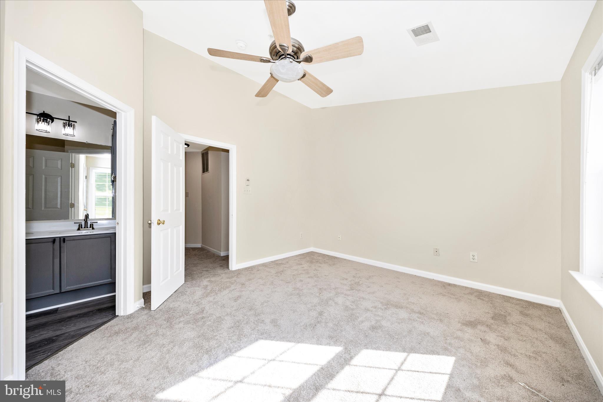 105 Sentry Ridge Smithsburg, MD 21783 - Photo 19 of 62 Primary Bedroom