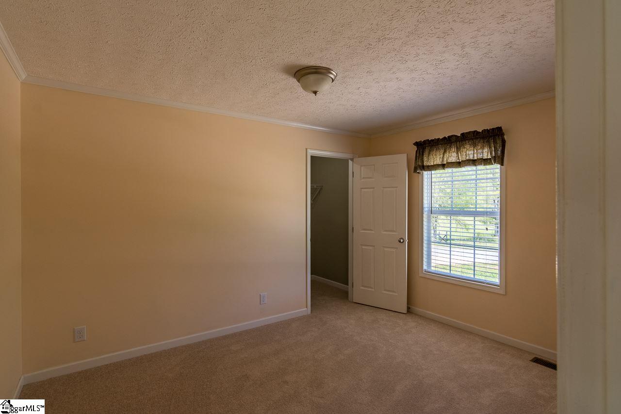 135 Falcon Drive Fountain Inn, SC 29644 - Photo 16 of 25 Gallery Image 16