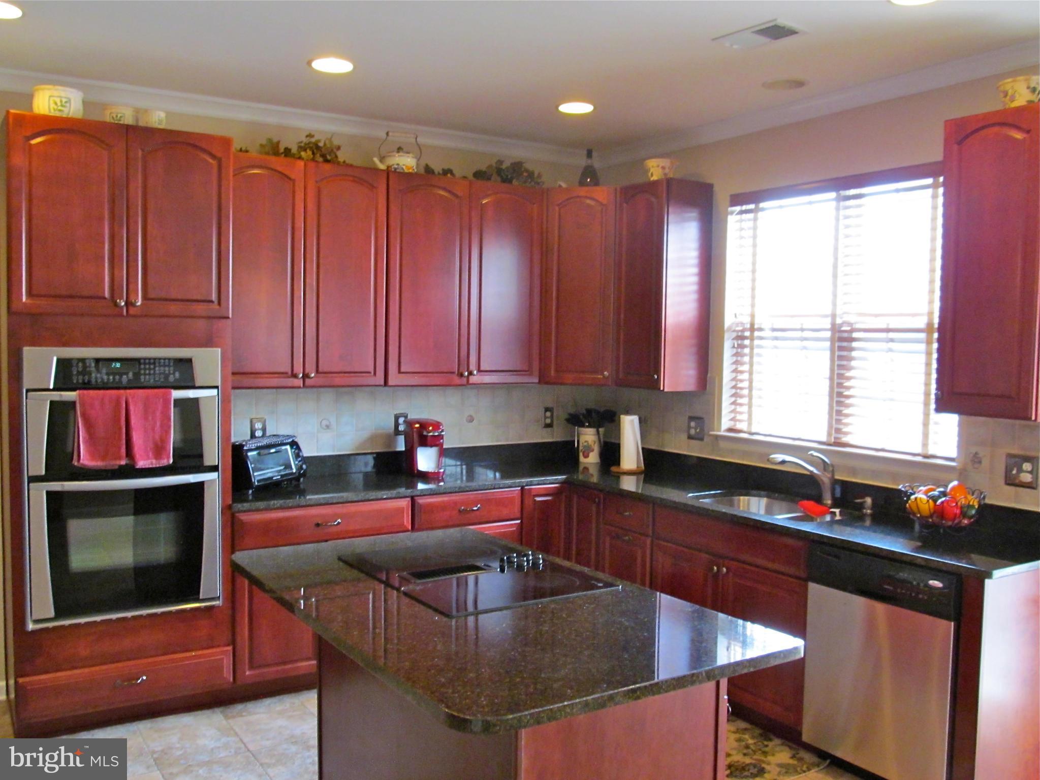 14312 Brass Wheel Road Boyds, MD 20841 - Photo 11 of 28 Kitchen