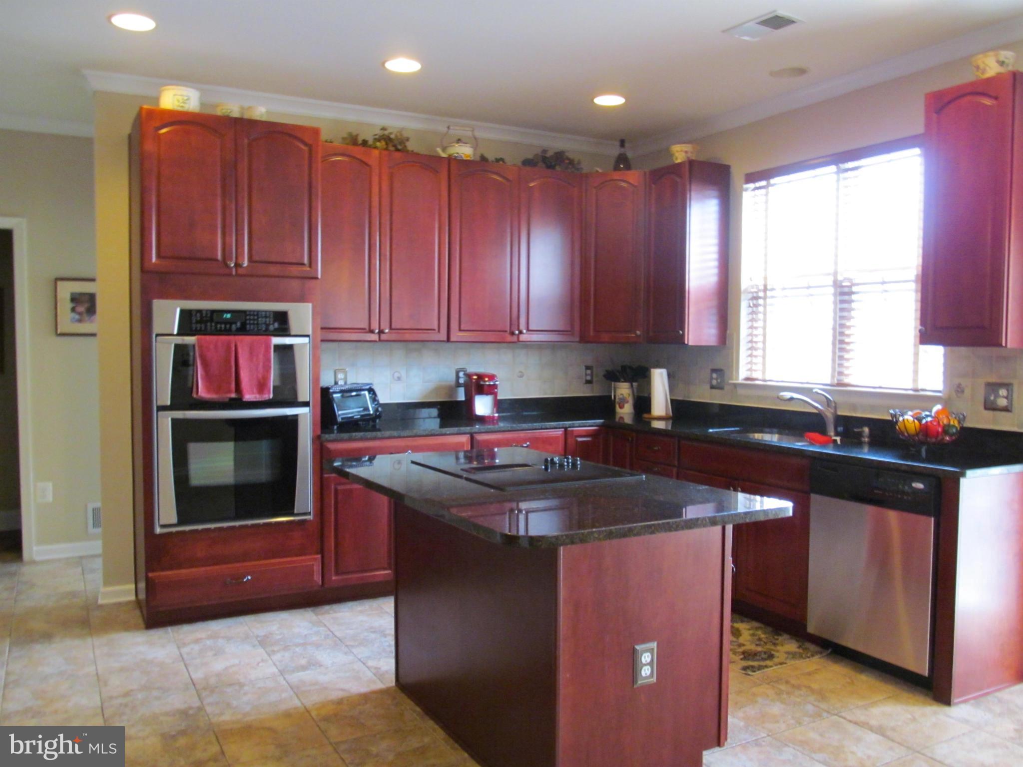 14312 Brass Wheel Road Boyds, MD 20841 - Photo 9 of 28 Kitchen