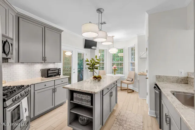 $290,000 | 2252 Beach Drive, Unit 206, Gulfport, MS 39507