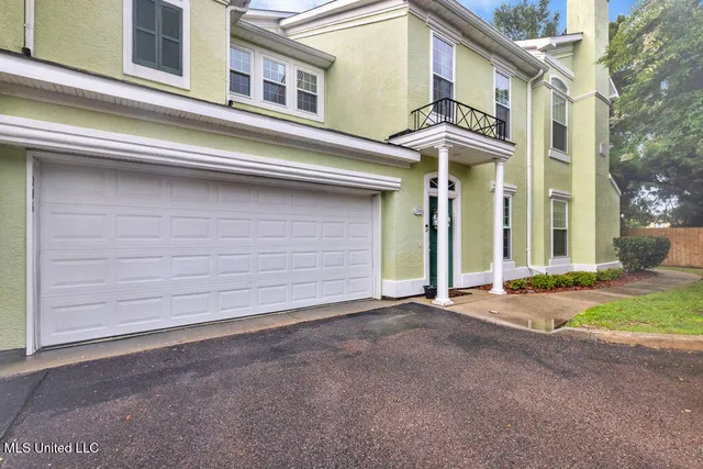$290,000 | 2252 Beach Drive, Unit 206, Gulfport, MS 39507