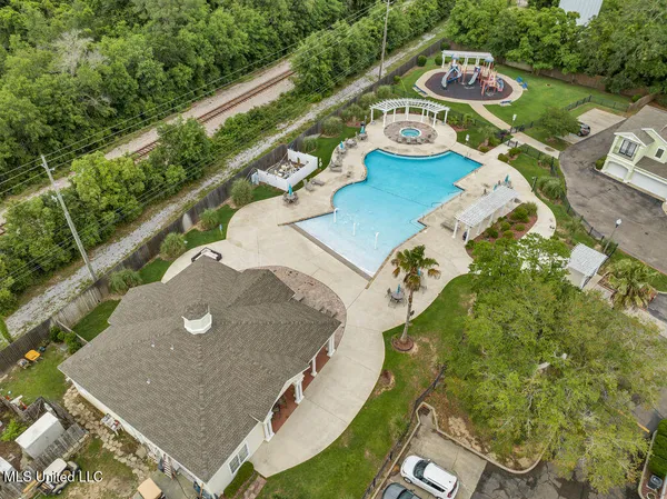 $290,000 | 2252 Beach Drive, Unit 206, Gulfport, MS 39507
