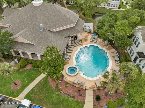 $290,000 | 2252 Beach Drive, Unit 206, Gulfport, MS 39507