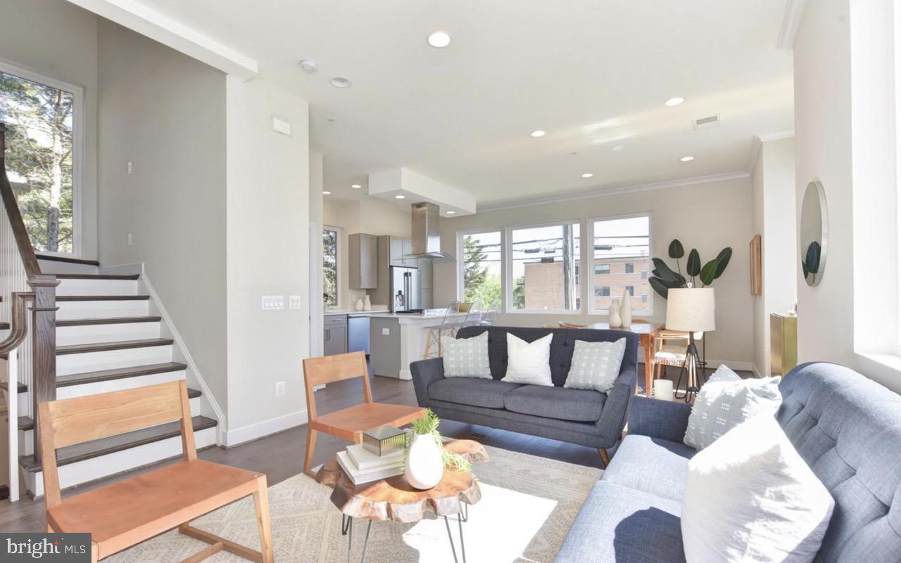 2815 24th Road South Arlington, VA 22206 - Photo 3 of 27 a living room with furniture and a large window