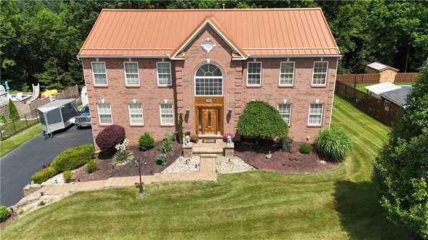$470,000 | 440 Chapeldale Drive, Apollo, PA 15613