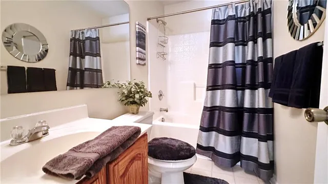 $485,000 | 440 Chapeldale Drive, Apollo, PA 15613