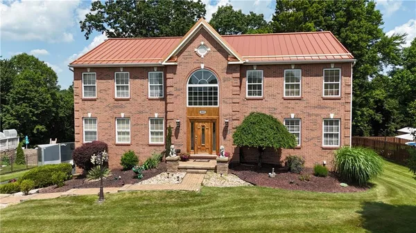 $470,000 | 440 Chapeldale Drive, Apollo, PA 15613