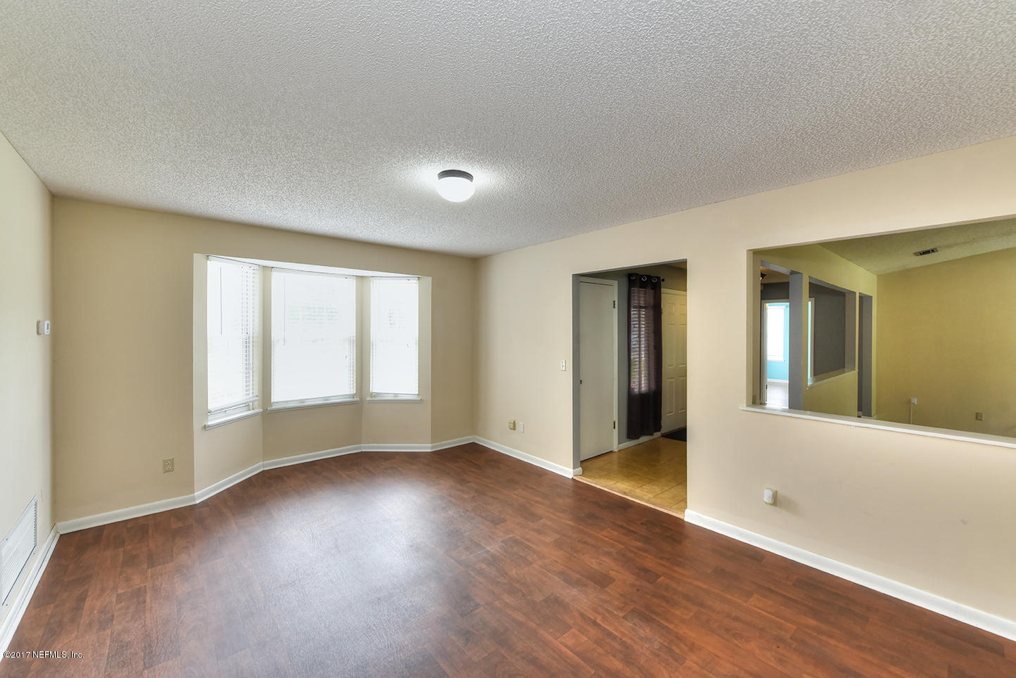 Dining entry & living
