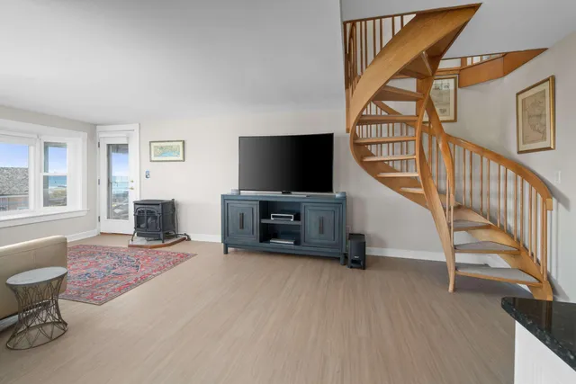 $1,350,000 | 45 Woodbury Lane, Unit 8, Ogunquit, ME 03907