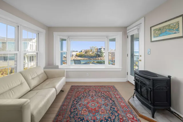 $1,350,000 | 45 Woodbury Lane, Unit 8, Ogunquit, ME 03907