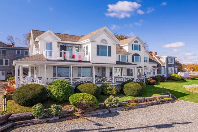$1,350,000 | 45 Woodbury Lane, Unit 8, Ogunquit, ME 03907
