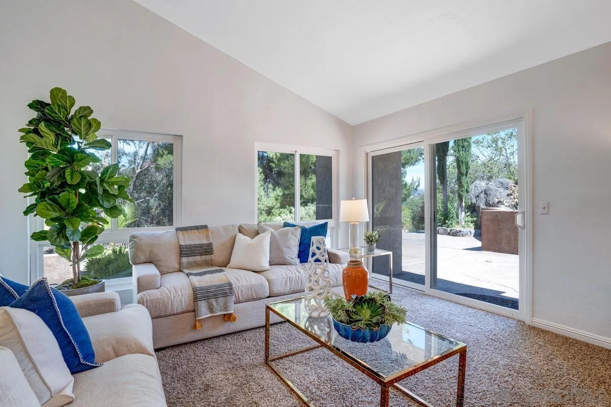 23920 Gymkhana Road Ramona, CA 92065 - Photo 9 of 68 Gallery Image 9