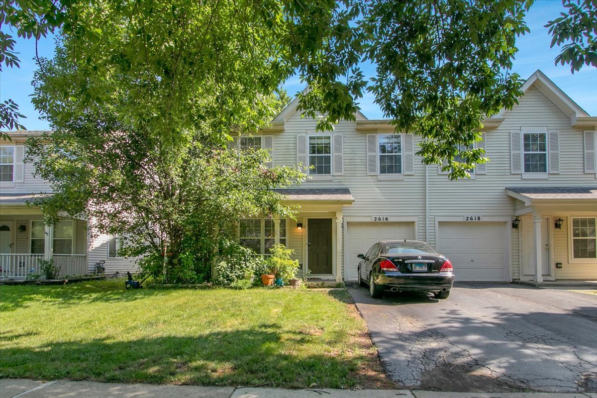 2616 Idaho Road Naperville, IL 60564 - Photo 2 of 30