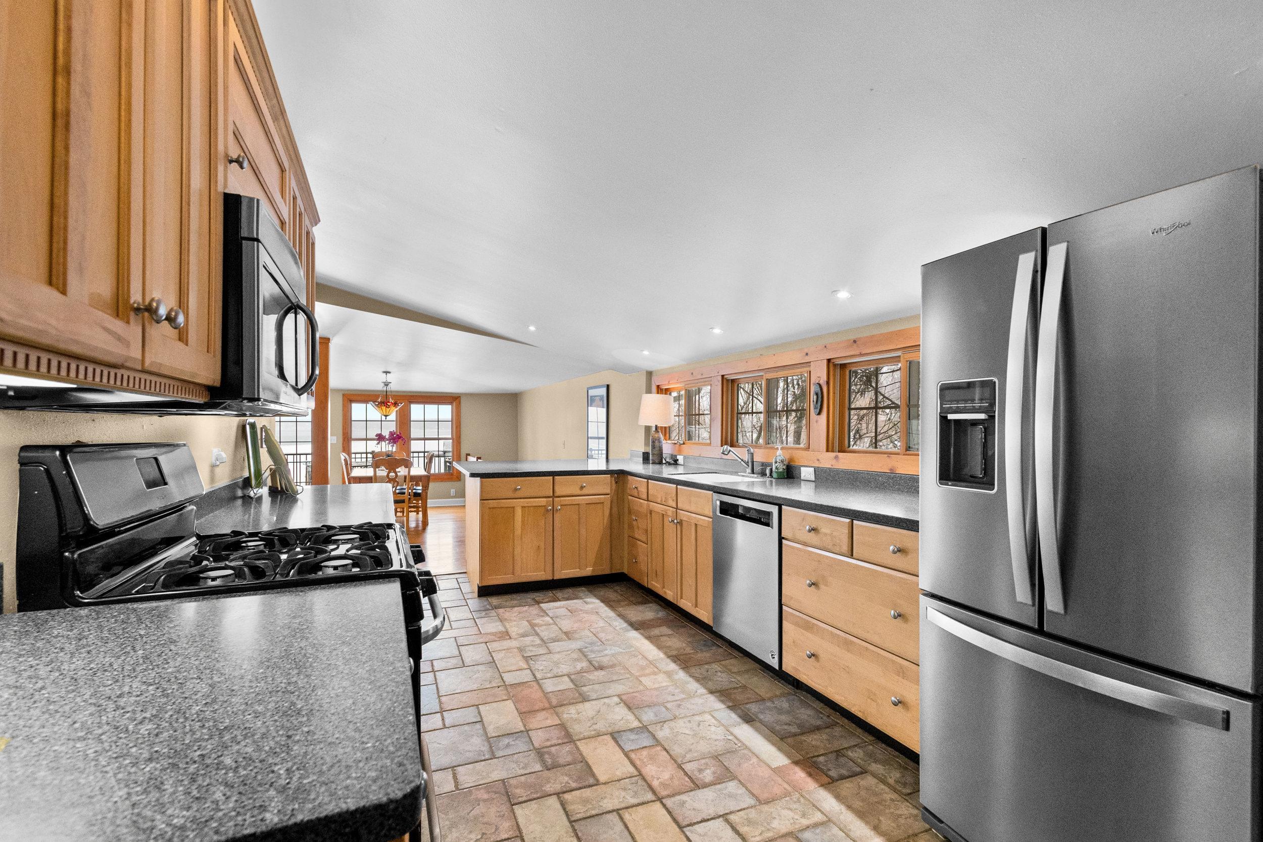 W964 Spring Grove Road Ripon, WI 54971 - Photo 17 of 85