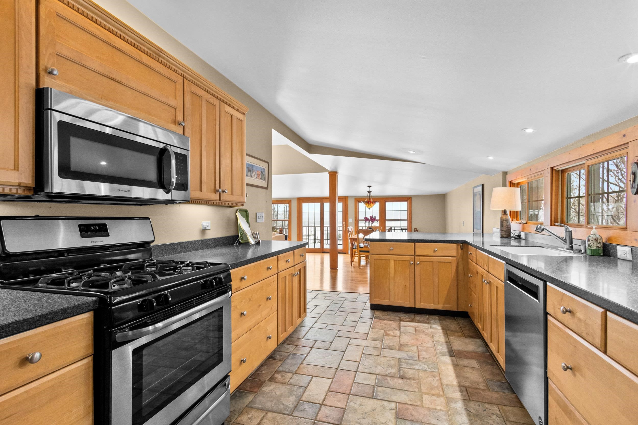 W964 Spring Grove Road Ripon, WI 54971 - Photo 21 of 85