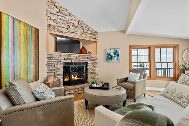 $1,249,000 | W964 Spring Grove Road, Ripon, WI 54971