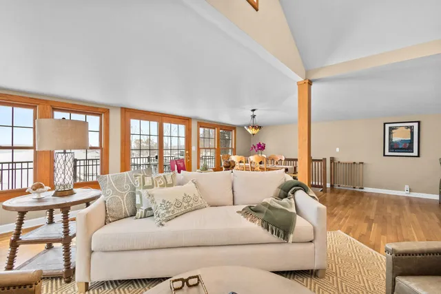 $1,249,000 | W964 Spring Grove Road, Ripon, WI 54971