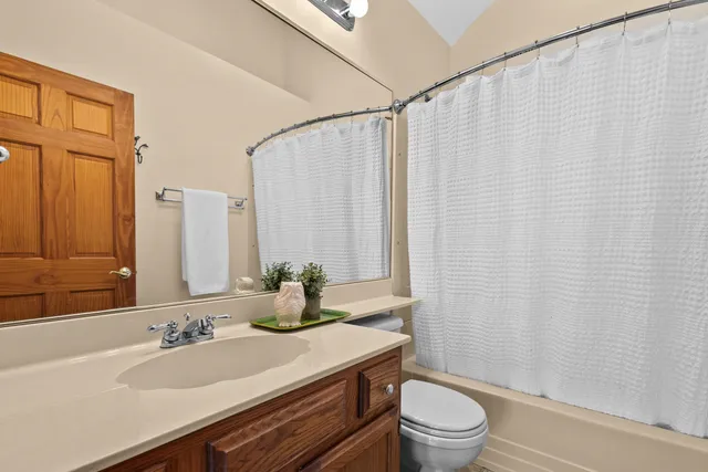 $1,249,000 | W964 Spring Grove Road, Ripon, WI 54971