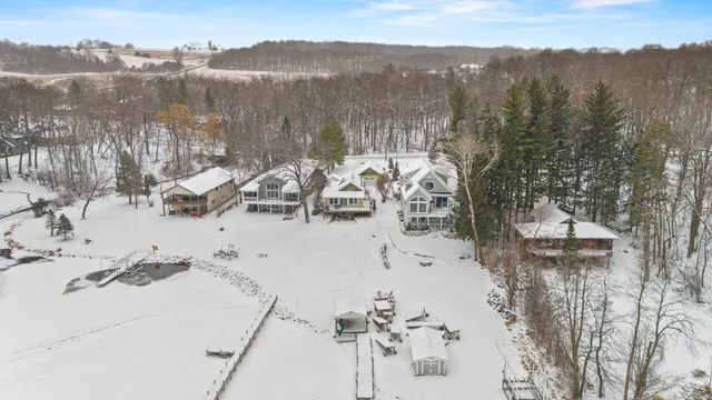 $1,249,000 | W964 Spring Grove Road, Ripon, WI 54971