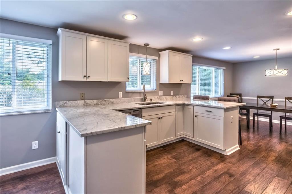 9365 Hilliard Road Pittsburgh, PA 15237 - Photo 11 of 25 Gallery Image 11