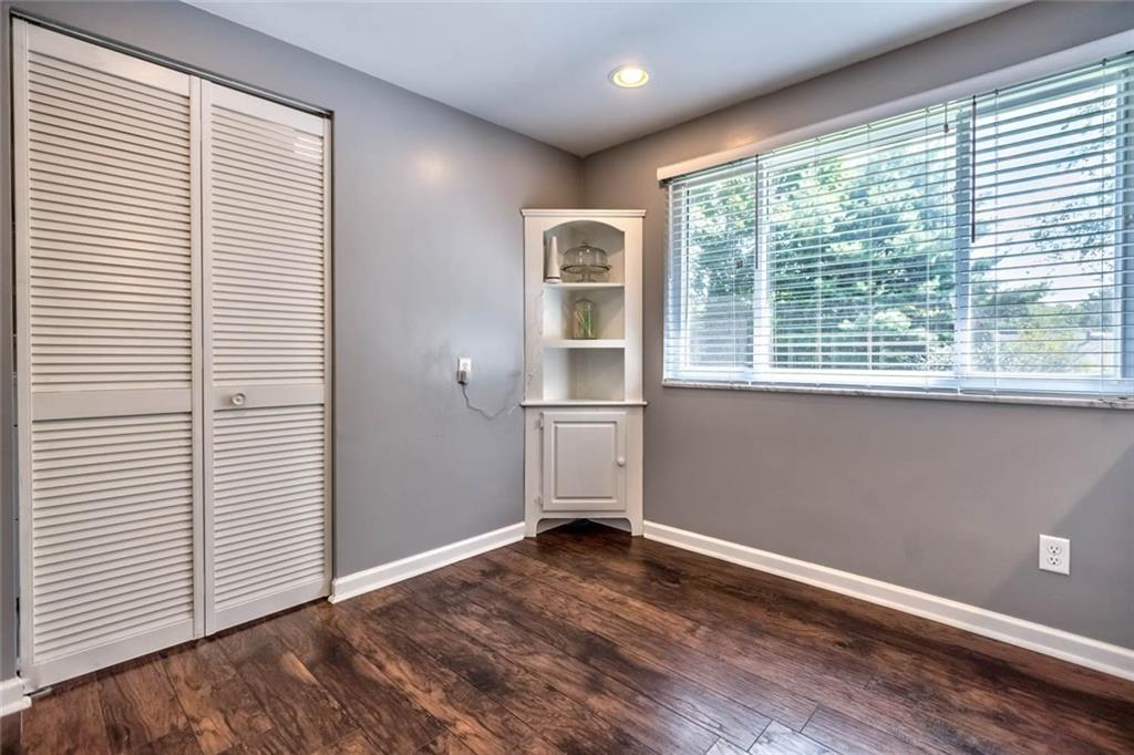 9365 Hilliard Road Pittsburgh, PA 15237 - Photo 12 of 25 Gallery Image 12