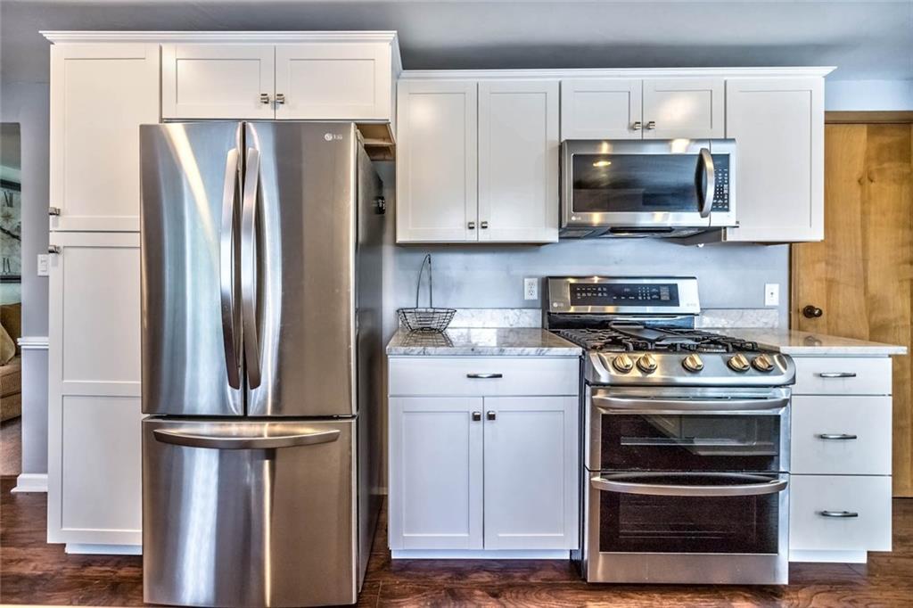 9365 Hilliard Road Pittsburgh, PA 15237 - Photo 10 of 25 Gallery Image 10