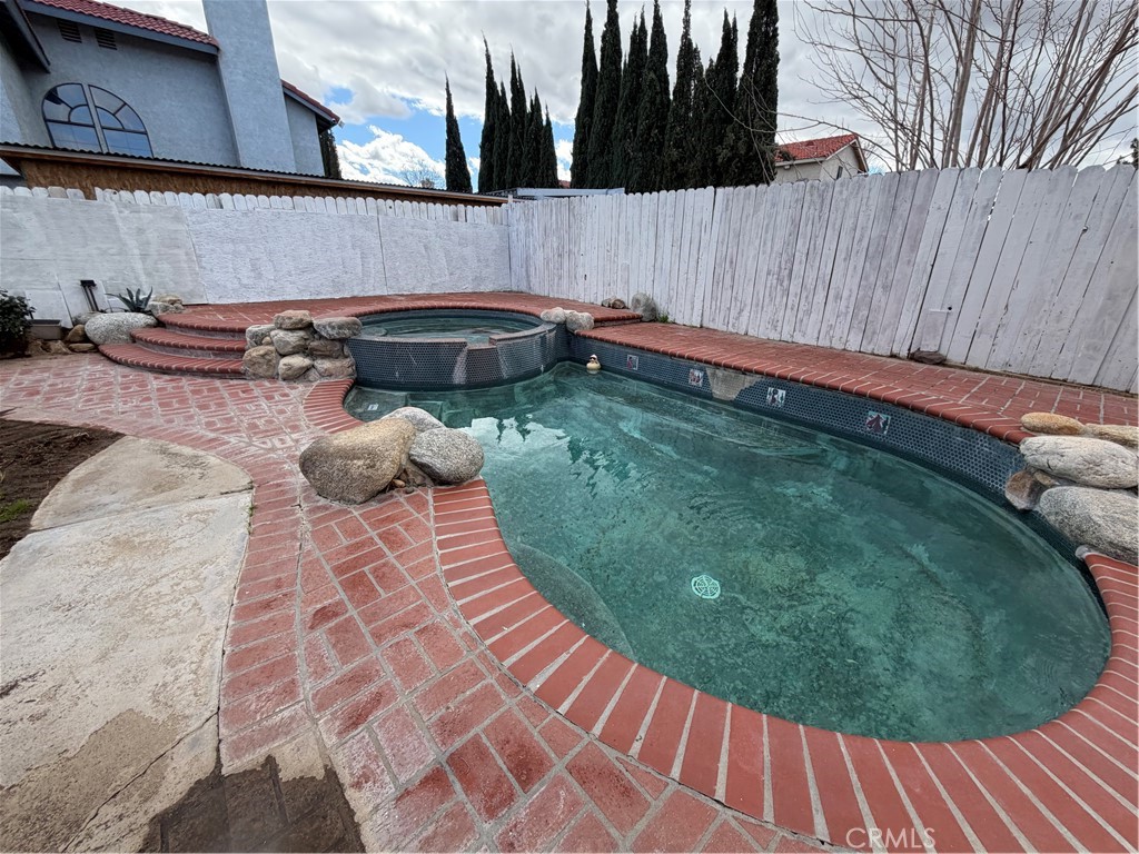 2560 East Ave R12 Palmdale, CA 93550 - Photo 25 of 26 a view of outdoor space