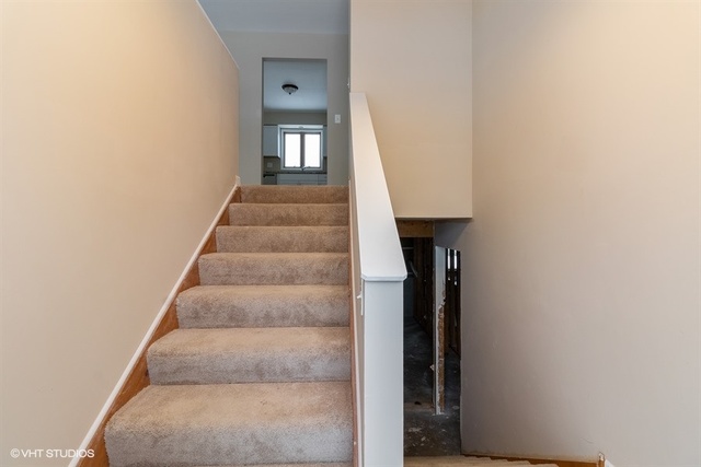 795 Longlane Road New Lenox, IL 60451 - Photo 3 of 25