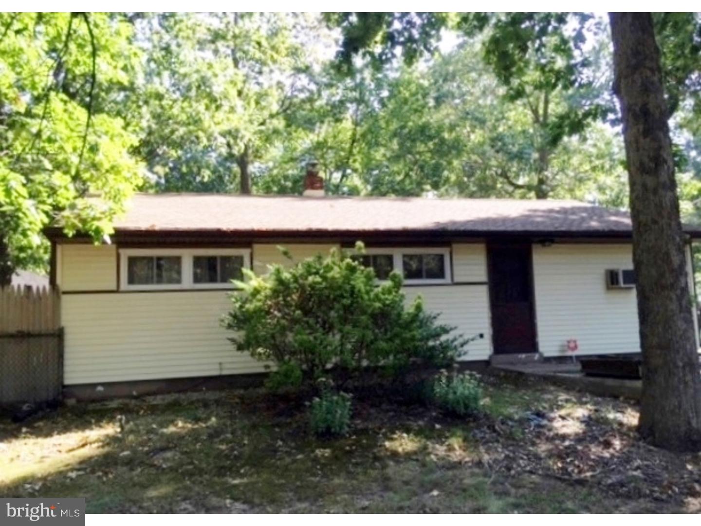 313 Larch Road Mount Laurel, NJ 08054 - Photo 3 of 22