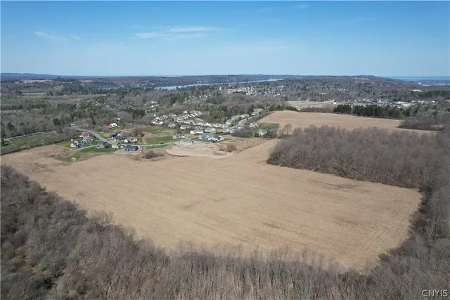 $695,000 | 2 A Gregg Lane, Cazenovia, NY 13035