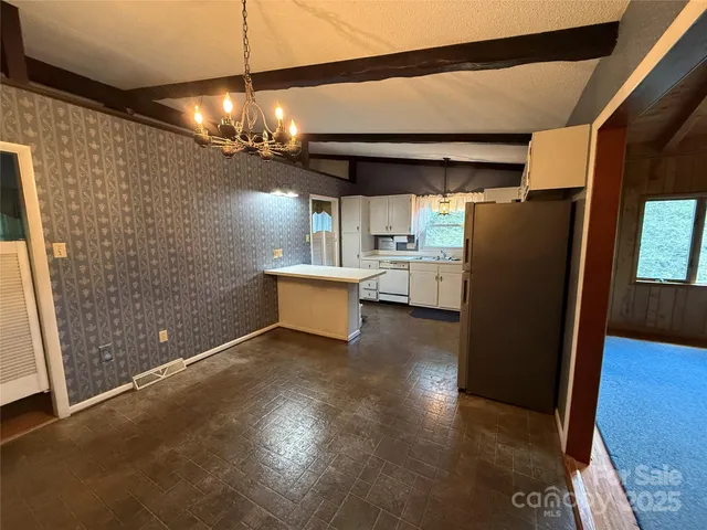 $485,000 | 516 Averys Crk Road, Arden, NC 28704